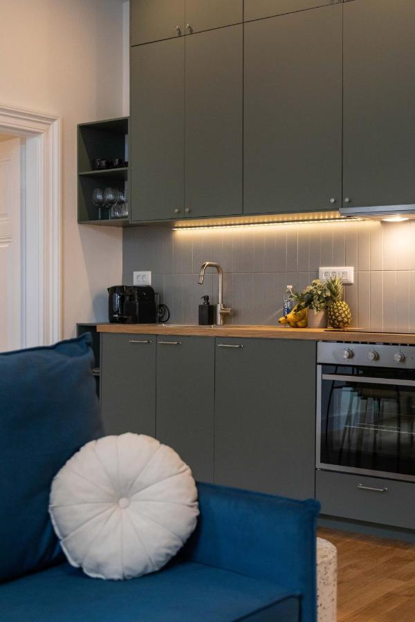 Flok Design Apartments- Botanical Garden Ζάγκρεμπ Εξωτερικό φωτογραφία